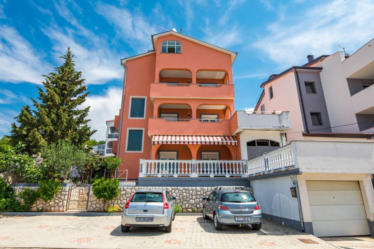 Apartments Mikanovic Crikvenica Extérieur photo