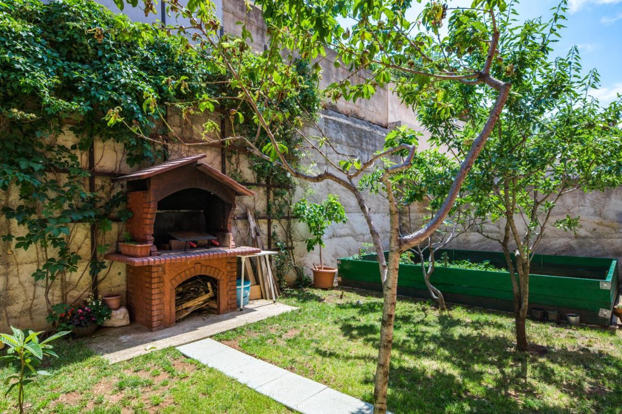 Apartments Mikanovic Crikvenica Extérieur photo