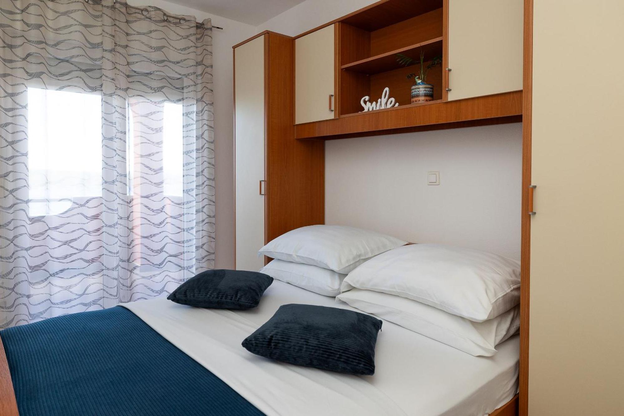 Apartments Mikanovic Crikvenica Extérieur photo