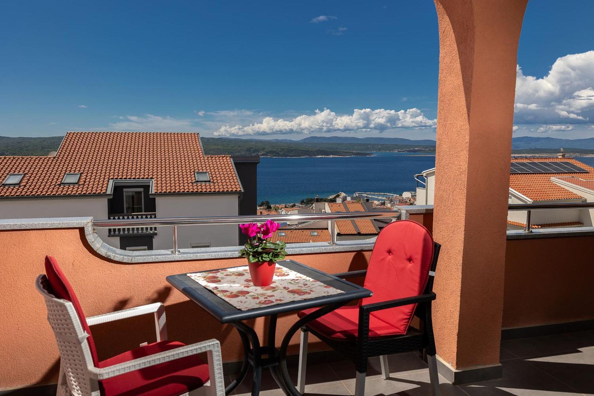 Apartments Mikanovic Crikvenica Extérieur photo