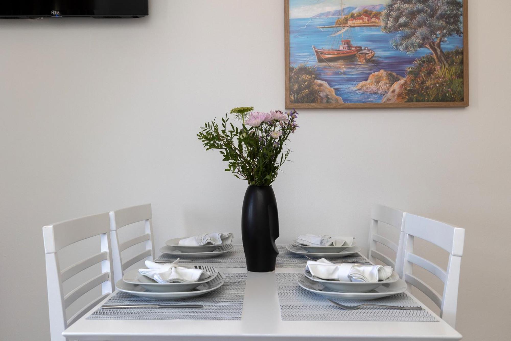 Apartments Mikanovic Crikvenica Extérieur photo