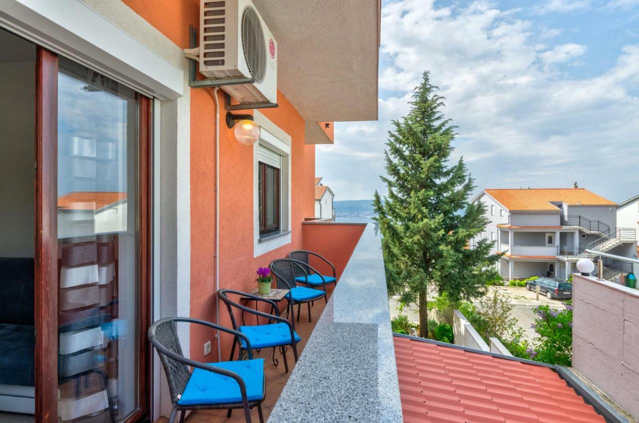 Apartments Mikanovic Crikvenica Extérieur photo