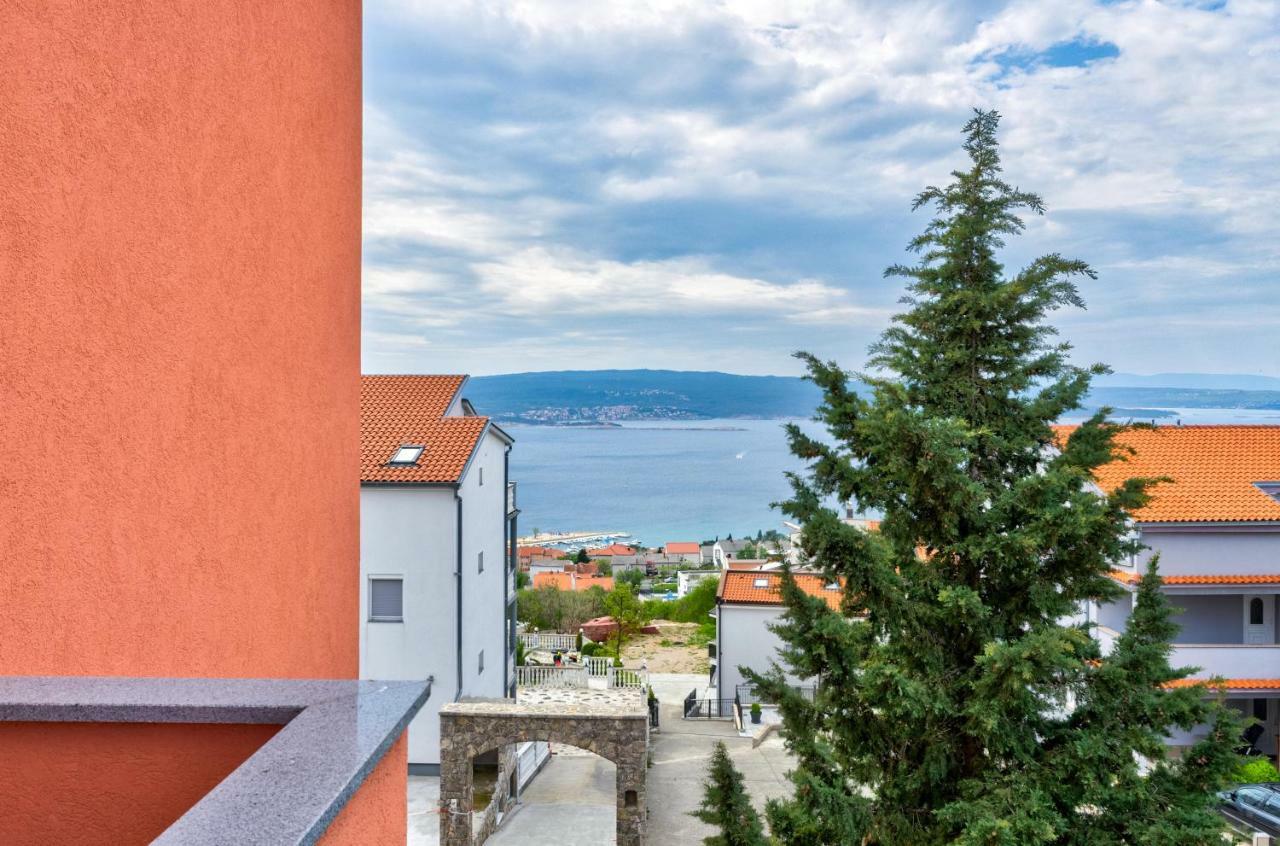 Apartments Mikanovic Crikvenica Extérieur photo